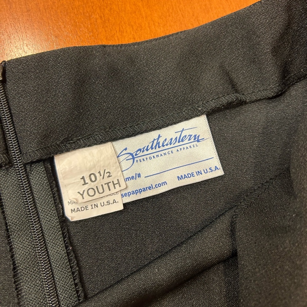 Southeastern Performance Apparel. Crepe Concert Skirt. Size 10.5
